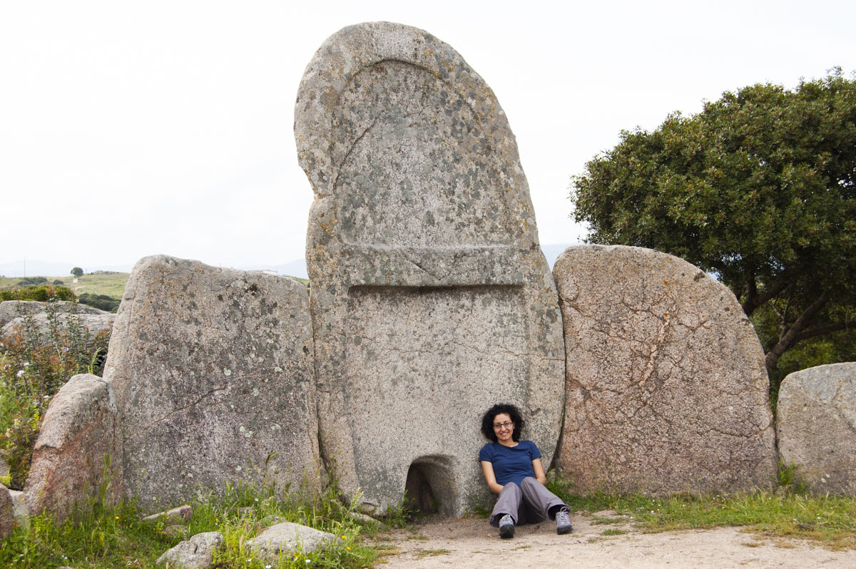 Image: Giants Tomb in Sardinia Longevity Tour by Angela Corrias travel designer from Sardinia.